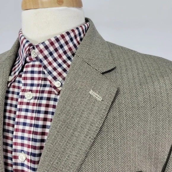 Chaps Men's Sport Coat Blazer Two Button Light Brown Herringbone‎ Poly Blend 42R